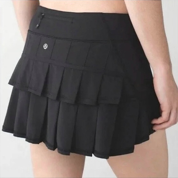 Lululemon Run Pace Pleated Athletic Setter Pickleball Skirt Skort, Black,Size 10 - Picture 1 of 11